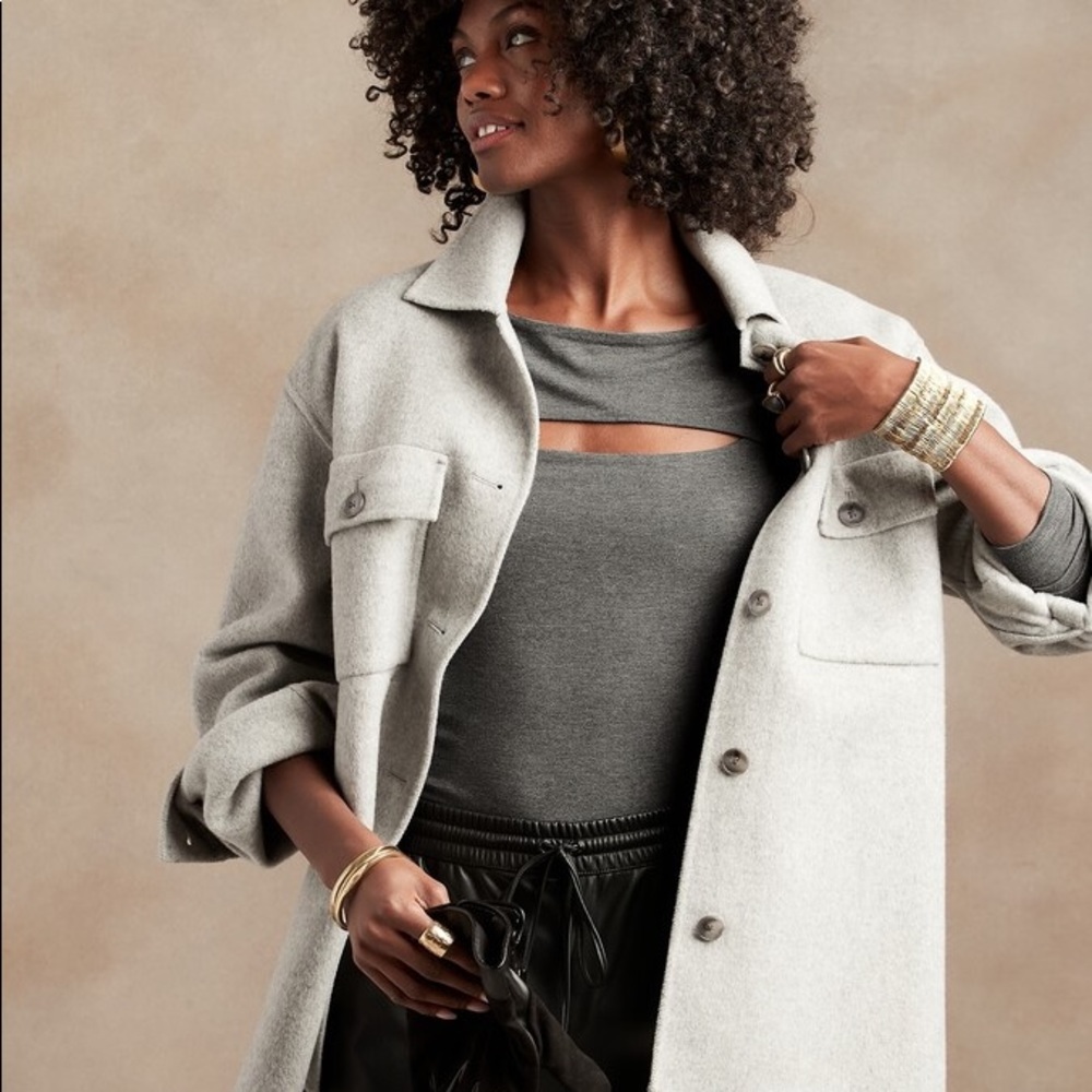 banana republic boat neck cutout long sleeve top - Picture 1 of 3
